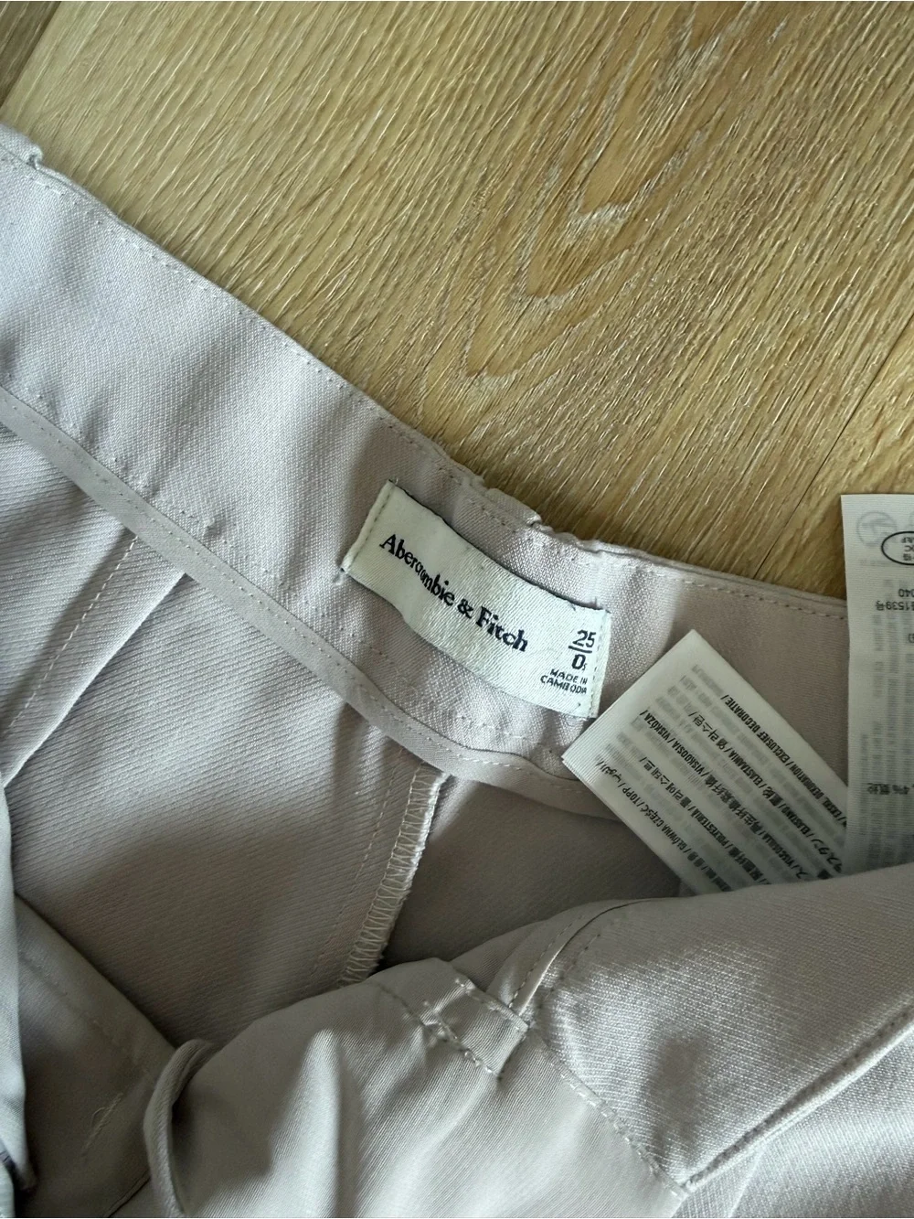 Abercrombie & Fitch Wide-Leg Trousers in Light Beige